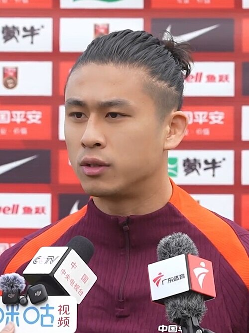 Zhanpeng Yang