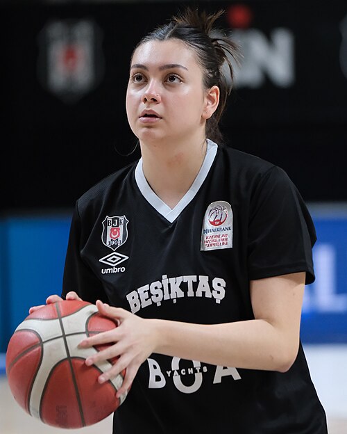 Almira Yiğit